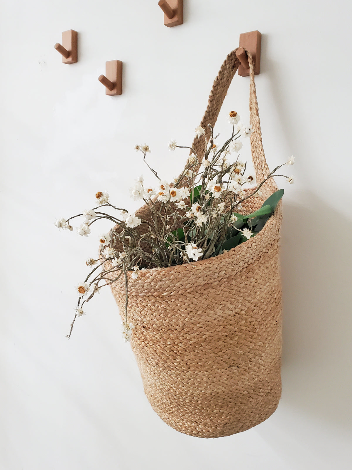 🧺 Wall Hanging Basket